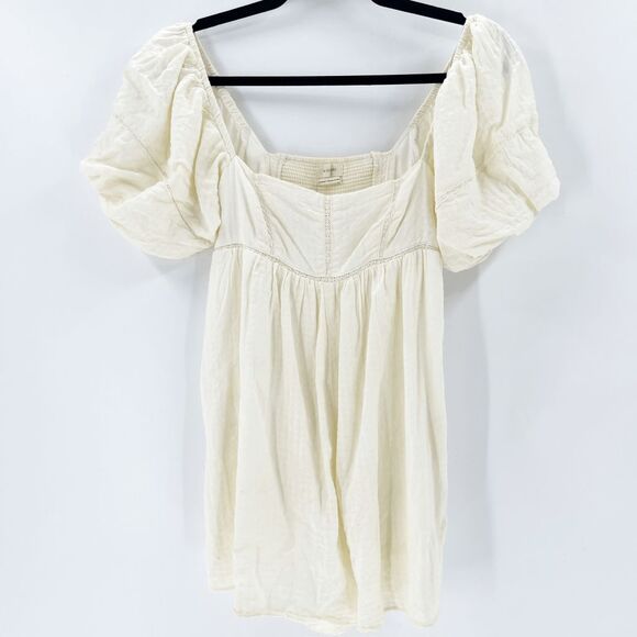 Urban Outfitters Dresses & Skirts - Urban Outfitters Womens Tunic Dress XS Cream Puff Sleeve Lace Trim Smocked Back